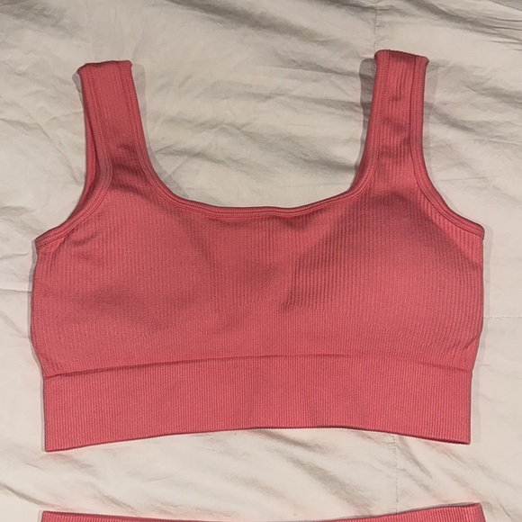 Ribbed Workout Set - Picture 8 of 9